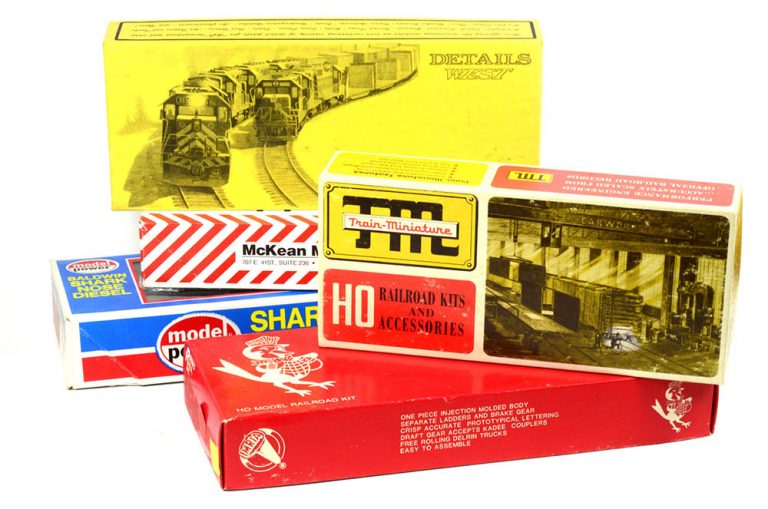 Vintage Model Train Packages HO Collector